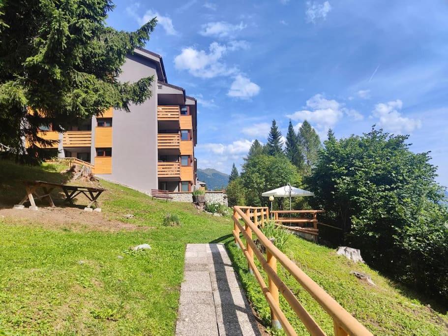 Appartamento Sulle Piste Folgarida Exterior photo